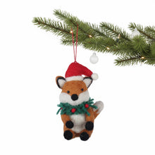 Load image into Gallery viewer, Fox and Wreath Felt Christmas Ornament