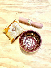 Load image into Gallery viewer, Yoga Singing Bowl for Peace Sound Therapy Meditation Copper-4"