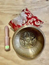 Load image into Gallery viewer, Yoga Singing Bowl for Peace Sound Therapy Meditation Copper-5"