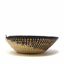 Load image into Gallery viewer, Woven Sisal Fruit Basket, Spiral Pattern in Natural/Black