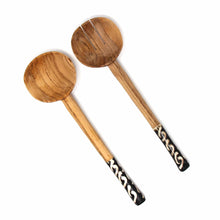 Load image into Gallery viewer, Olive Serving Set with Batik Bone Handles 10 inch