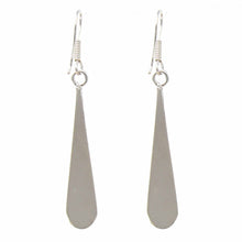 Load image into Gallery viewer, Pink Clam Shell Elongated Teardrop Earrings