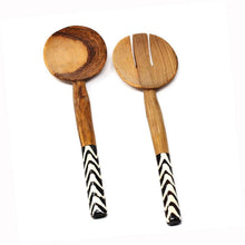 Load image into Gallery viewer, Olive Serving Set with Bone Handles 10 inch