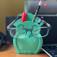 Load image into Gallery viewer, Mr. Owl Eyeglass Stand Pen Holder Combo