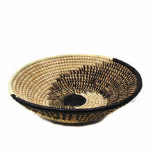 Load image into Gallery viewer, Woven Sisal Fruit Basket, Spiral Pattern in Natural/Black