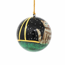 Load image into Gallery viewer, Handpainted Ornament Cat - Pack of 3