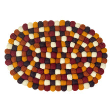 Load image into Gallery viewer, Felt Casserole Trivet, Harvest
