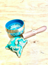 Load image into Gallery viewer, Yoga Singing Bowl for Peace Sound Therapy Meditation Copper-4&quot;
