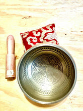 Load image into Gallery viewer, Yoga Singing Bowl for Peace Sound Therapy Meditation Copper-7 Inch

