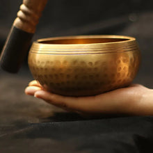 Load image into Gallery viewer, Nepal Tibetan Buddhist Bowl Handmade Singing Bowl Set Cushion Mallet
