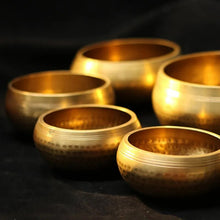 Load image into Gallery viewer, Nepal Tibetan Buddhist Bowl Handmade Singing Bowl Set Cushion Mallet
