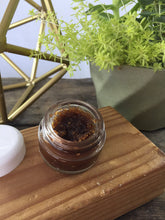 Load image into Gallery viewer, Organic Chocolate Lip Scrub Flaky Chapped Lips

