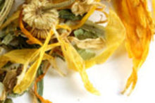 Load image into Gallery viewer, Avena Dreams Herbal Tea loose leaf 4oz tin
