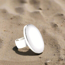 Load image into Gallery viewer, Ring, Oval Mother of Pearl
