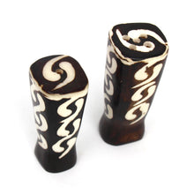 Load image into Gallery viewer, African Natural Bone Salt &amp; Pepper Shakers, Traditional Batik Designs
